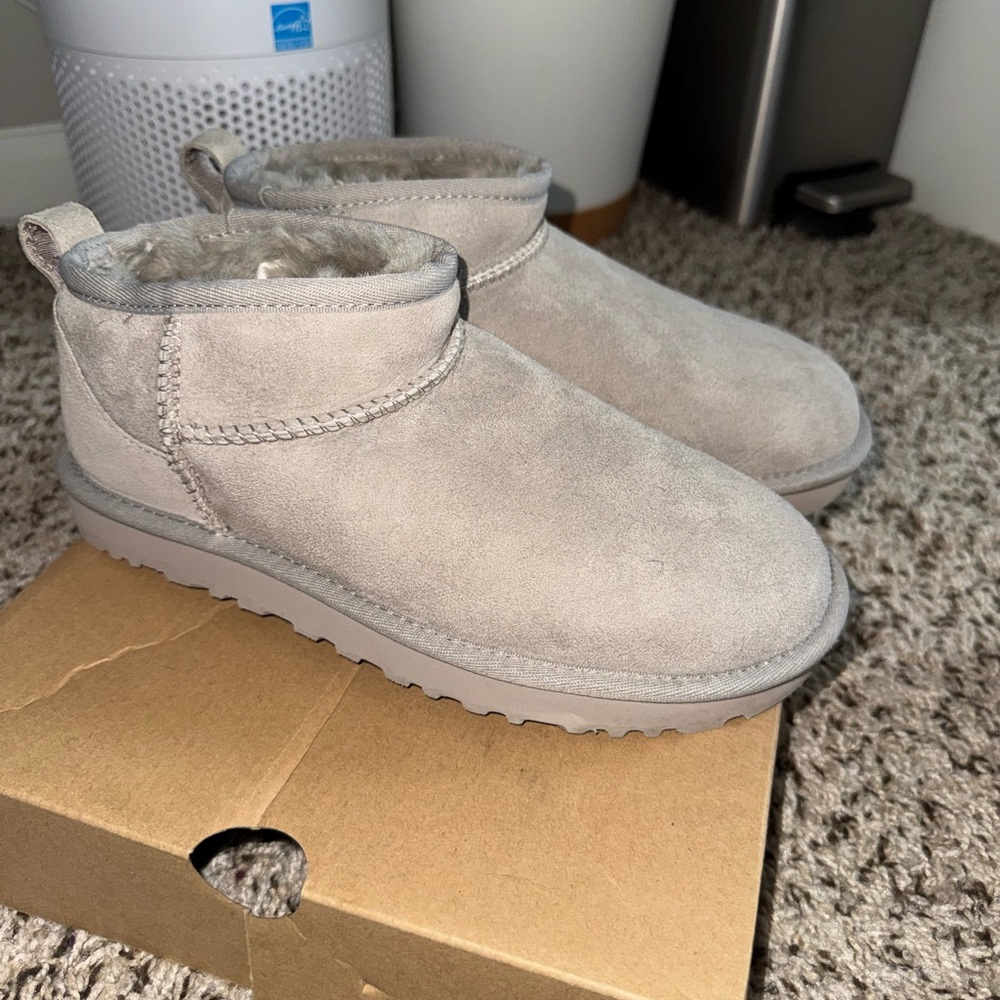 Ugg classic mini ultra “goat” color